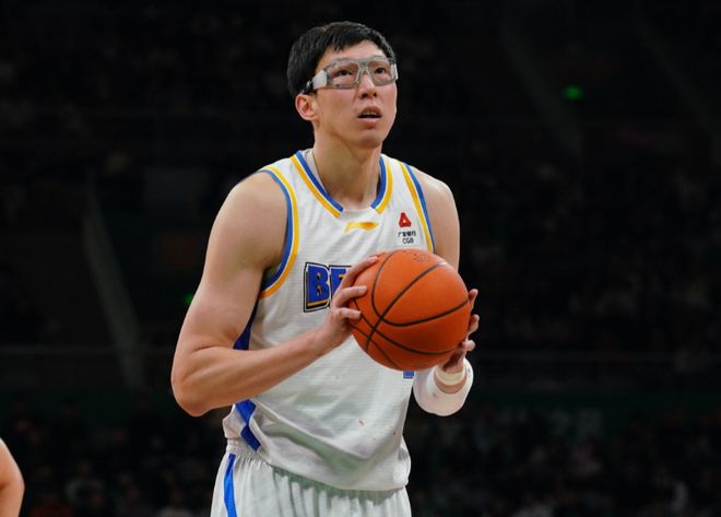 联赛第一！北京轻取山东豪取5连胜 周琦两双桑普森布朗均22分